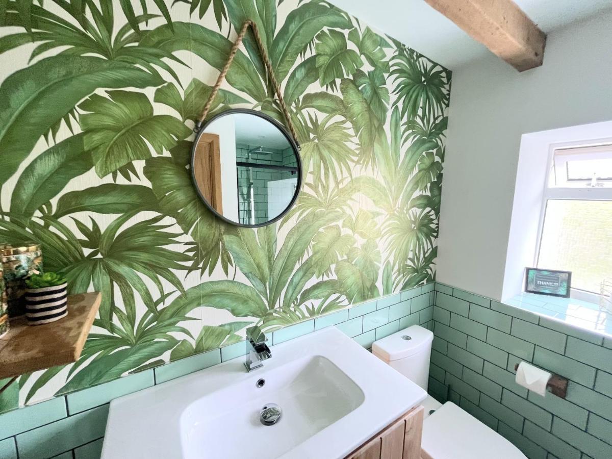 The Little Cottage By Truabode Holiday Lets & Short Lets Newquay - Parking, Wifi & Pet Friendly Браунеберг Экстерьер фото
