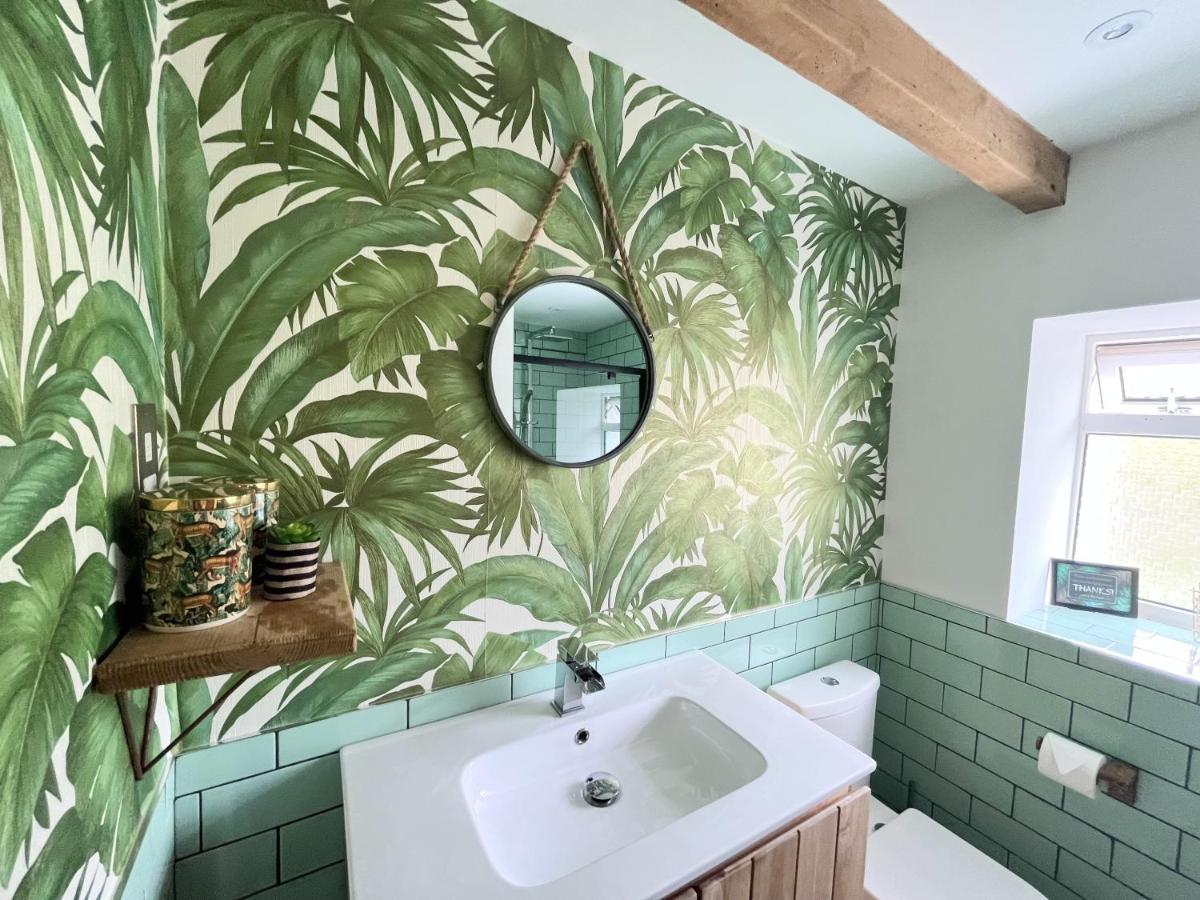 The Little Cottage By Truabode Holiday Lets & Short Lets Newquay - Parking, Wifi & Pet Friendly Браунеберг Экстерьер фото